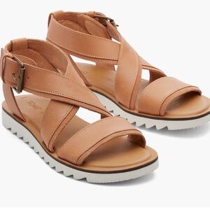 TOMS Women's Leather Strappy Sandals NWT 8.5